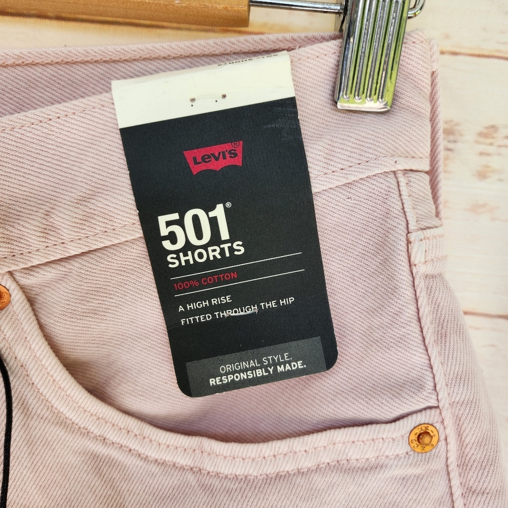 Levi's 501 Mauve Pink Denim Shorts - Picture 5 of 13
